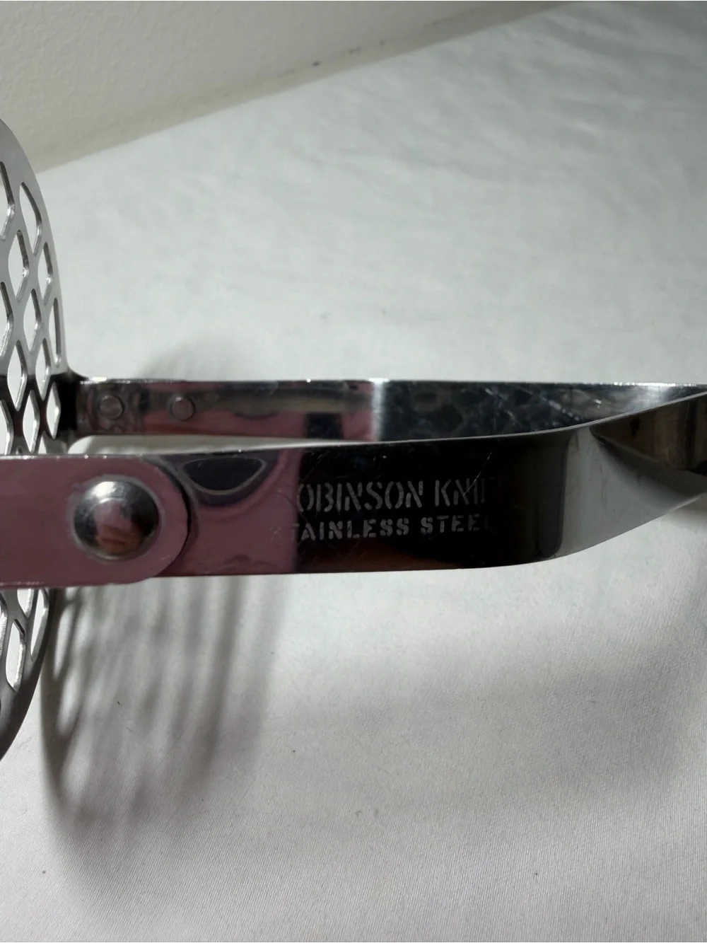 Robinson Knife Stainless Steel Potato Masher with Wooden Handle Silver/Brown
